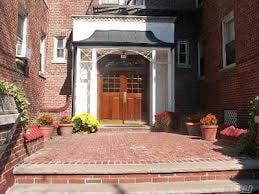 55 Grand Ave Unit 5G, Rockville Centre, NY 11570