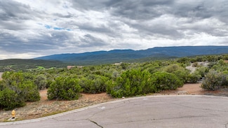 7 Zia Ct, Sandia Park, NM 87047