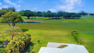 1025 Hunting Lodge Dr, Miami Springs, FL 33166