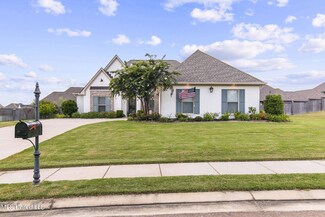 509 Forest Glen Ln, Brandon, MS 39047