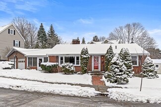 7 Wildwood Ave, Newtonville, MA 02460