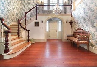 81 Hunting Ln, Sherborn, MA 01770