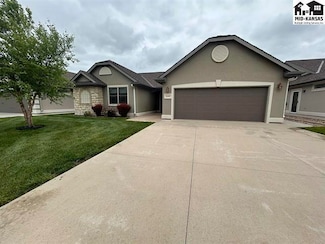 945 Veranda Cir, Mc Pherson, KS 67460