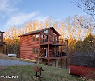 1220 Sugar Loaf Rd, Sevierville, TN 37876