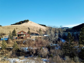 18773 Shonkin Rd, Highwood, MT 59450