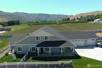 61 Joshua Ln, Wenatchee, WA 98801