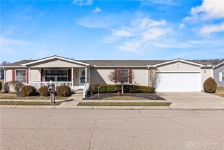 445 Park Hills Crossing Unit 37, Fairborn, OH 45324