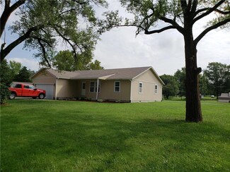 1356 Ash St, Pleasanton, KS 66075