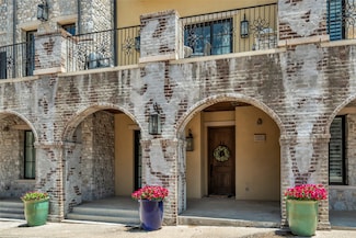 69 Cortes Dr, Westlake, TX 76262