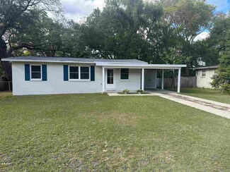 912 Clearview Ave, Pensacola, FL 32505