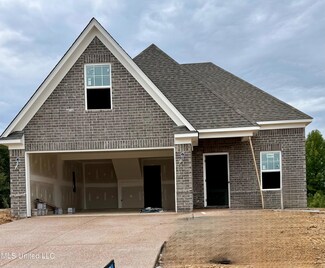 2375 Franklin Dr, Southaven, MS 38672