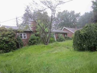 1348 E Main St, Hegins, PA 17938
