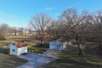 6850 S 200 E, Knox, IN 46534