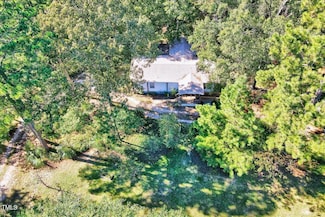 930 Old Halifax Rd, Louisburg, NC 27549