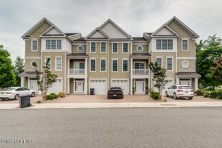 5 Crane Ct, Manahawkin, NJ 08050