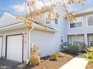 2205 Lynbrooke Dr Unit 168, Yardley, PA 19067
