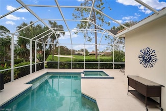 8727 Gleneagle Way, Naples, FL 34120