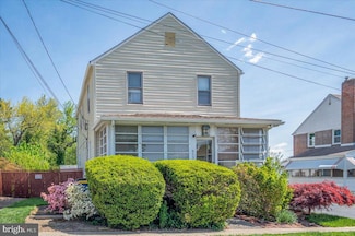 913 Elizabeth Ave, Wilmington, DE 19809