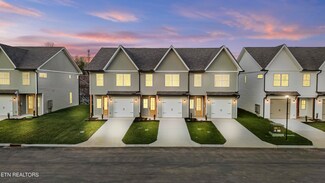 8417 Whisper Ln, Powell, TN 37849