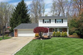 612 Holiday Dr, Mansfield, OH 44904
