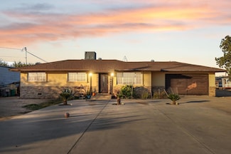 12648 E Huntsman Ave, Selma, CA 93662
