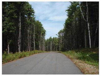 00 Lot 4 Upland Rd, Wiscasset, ME 04578
