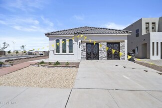 601 Cedarwood Ave, Horizon City, TX 79928