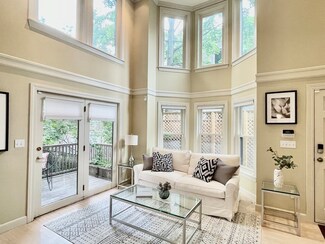 49b Dana St, Cambridge, MA 02138