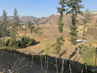 129 Meadow Ln, Kamiah, ID 83536