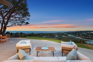 633 Canyon Place, Solana Beach, CA 92075