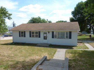 204 2nd St, Tarnov, NE 68642