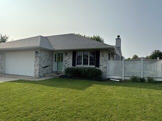 1512 Jolin Dr, Morris, IL 60450