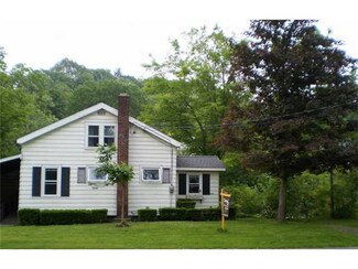 2028 Davis Rd, West Falls, NY 14170