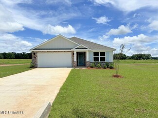 177 Mill Ct, Lucedale, MS 39452