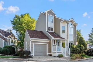 49 Pointe Rok Dr Unit 49, Worcester, MA 01604