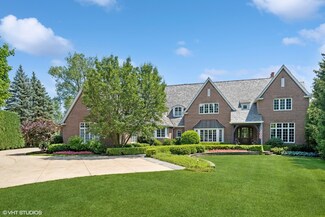 1825 S James Ct N, Lake Forest, IL 60045