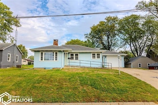 411 College Hill Ave, Oskaloosa, IA 52577