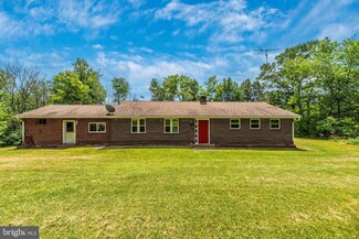 9314 Hawbottom Rd, Middletown, MD 21769