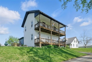 1175 Saucier St, Portage Des Sioux, MO 63373