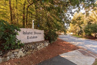 30 Modena Dr, Concord, NH 03303