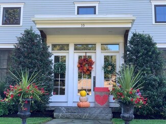 33 Buttercup Ln, Hanover, MA 02339