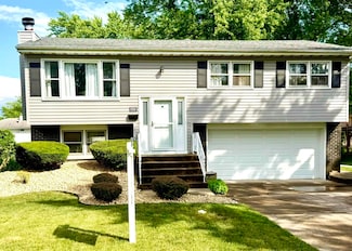 909 Harrison Place, Dyer, IN 46311