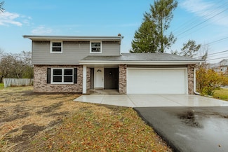 439 W Mall Rd, Milwaukee, WI 53217