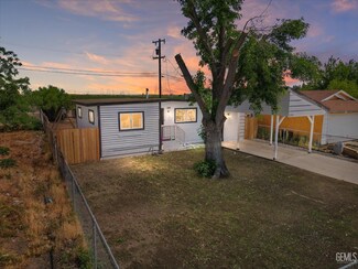 208 E 2nd St, Buttonwillow, CA 93206
