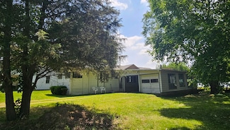 2275 Tamarack St, Lake Odessa, MI 48849
