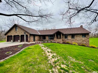 5128 E High St, Colona, IL 61241
