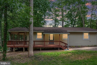 106 Monroe St, Locust Grove, VA 22508