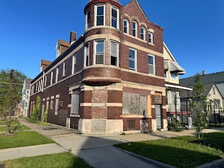8401 S Brandon Ave, Chicago, IL 60617