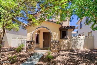 1050 S Deerfield Ln, Gilbert, AZ 85296