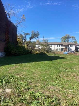 4019 Grove St, St. Louis, MO 63107